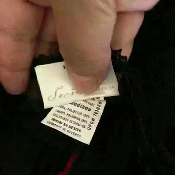 Y2K Secret Treasures Black and Red Baby Doll size Medium - Picture 5 of 5